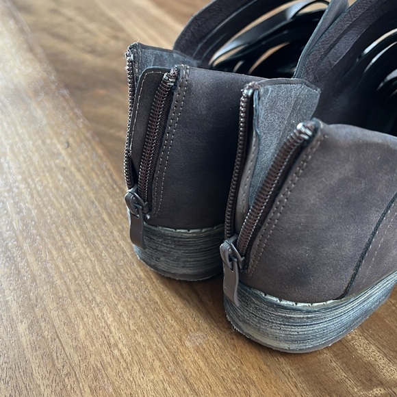 Womens DSW Journee Collection Adela Bootie - Picture 5 of 6